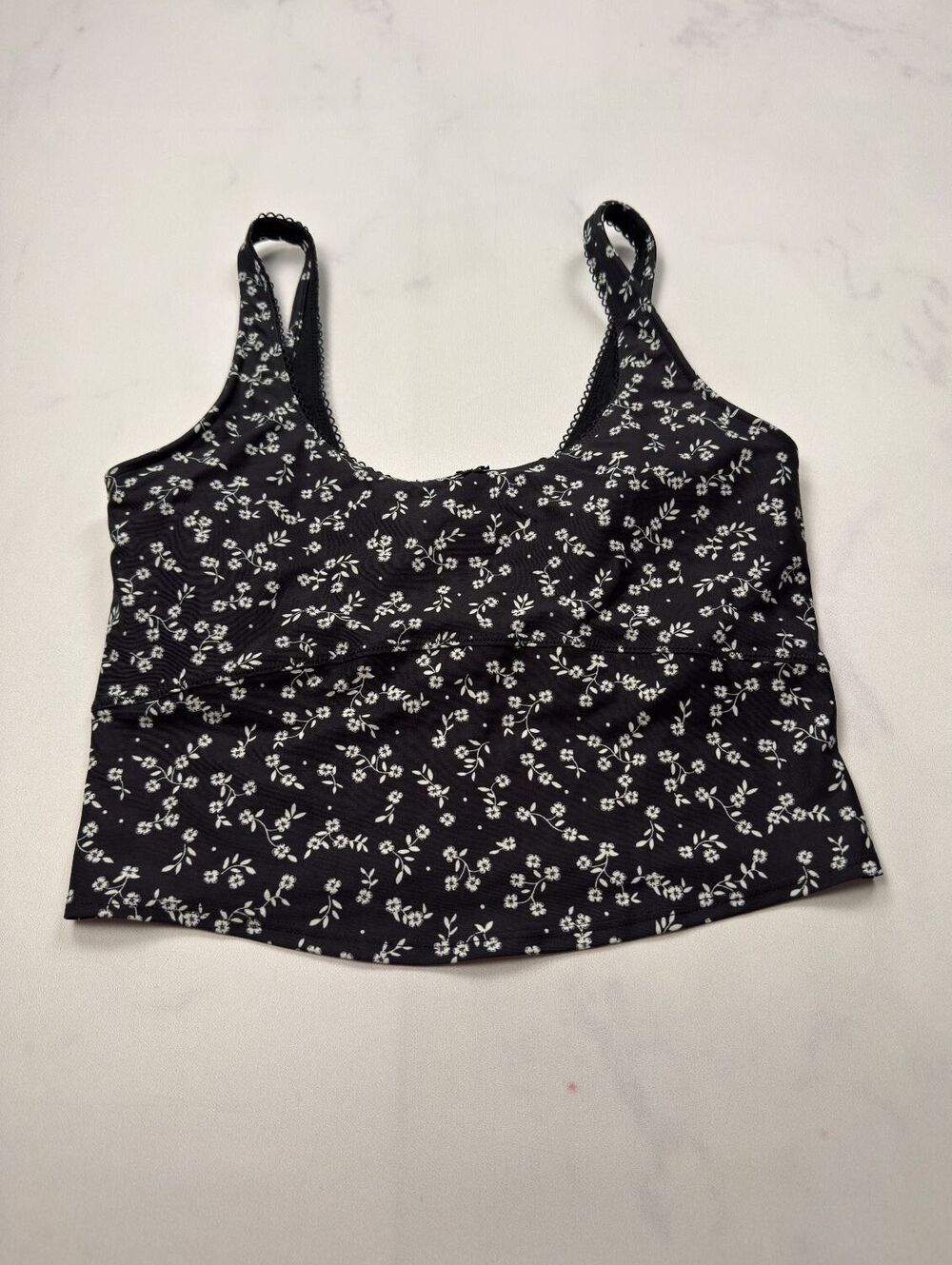 Old Navy Floral Print Camisole Crop Top Black White 2000s Feminine - Womens M